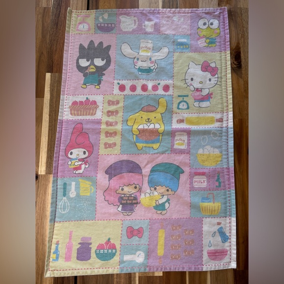 Hello Kitty and Friends Sanrio Kitchen Cloth - Sweet Treats Lootcrate - Picture 1 of 3